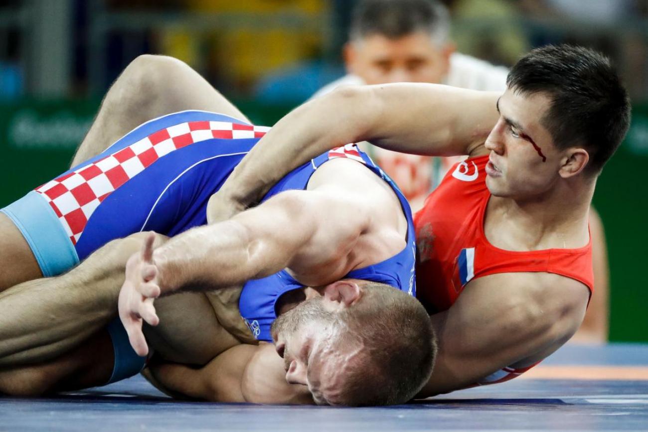 roman-vlasov-of-russia-wins-gold-in-menu2019s-greco-roman-75-kg-wrestling.jpg