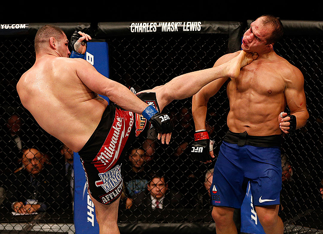 ufc155_12_velasquez_vs_jds_026.jpg