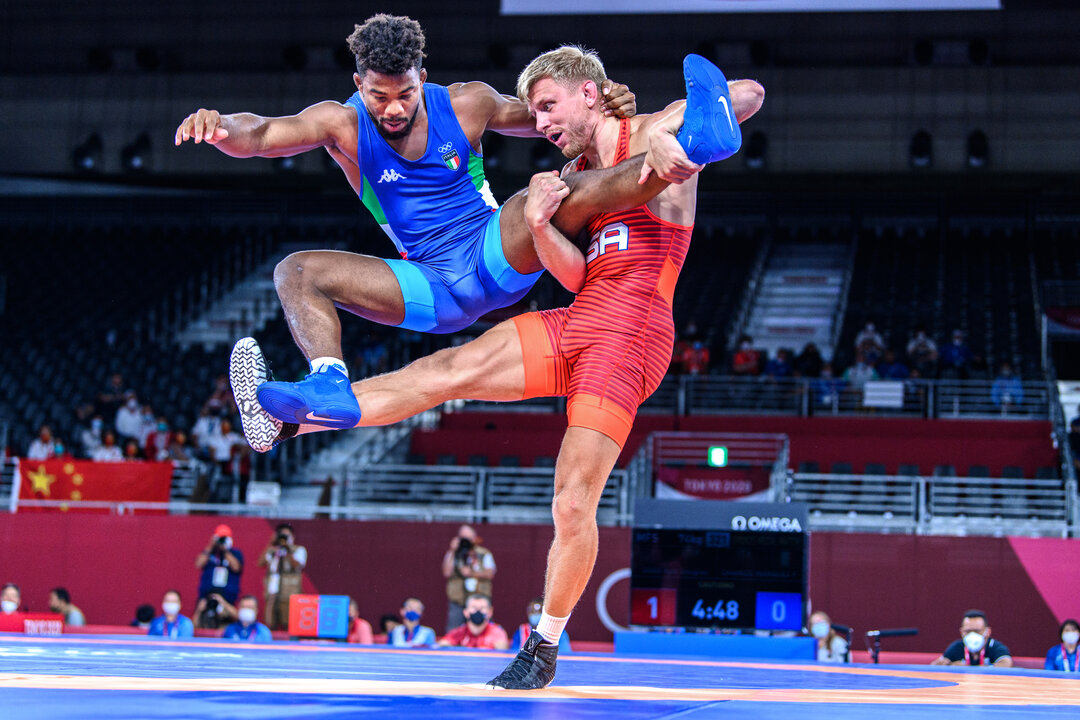 Bronze%20FS%2074kg%20Kyle%20Douglas%20DAKE%20%28USA%29%20df.%20Frank%20CHAMIZO%20MARQUEZ%20%28ITA%29.jpg